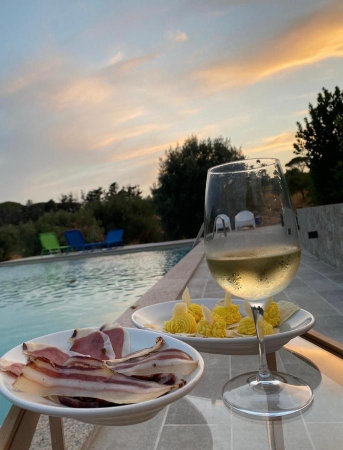 Agriturismo Is Conchisceddas Gonnosfanàdiga 외부 사진